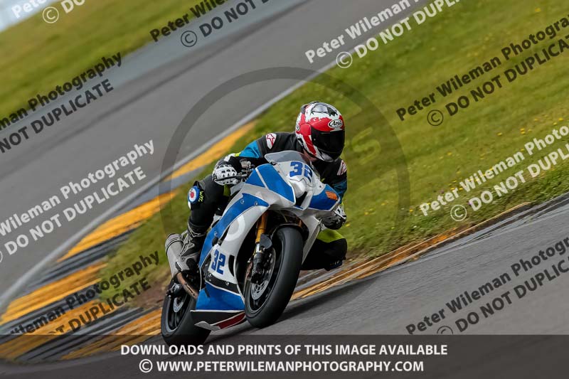 PJM Photography;anglesey no limits trackday;anglesey photographs;anglesey trackday photographs;enduro digital images;event digital images;eventdigitalimages;no limits trackdays;peter wileman photography;racing digital images;trac mon;trackday digital images;trackday photos;ty croes